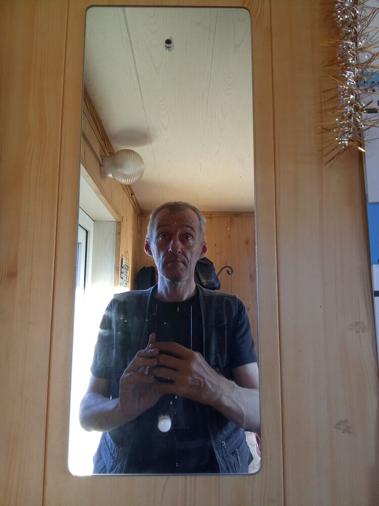  54023921  Vasily, 47 ,    