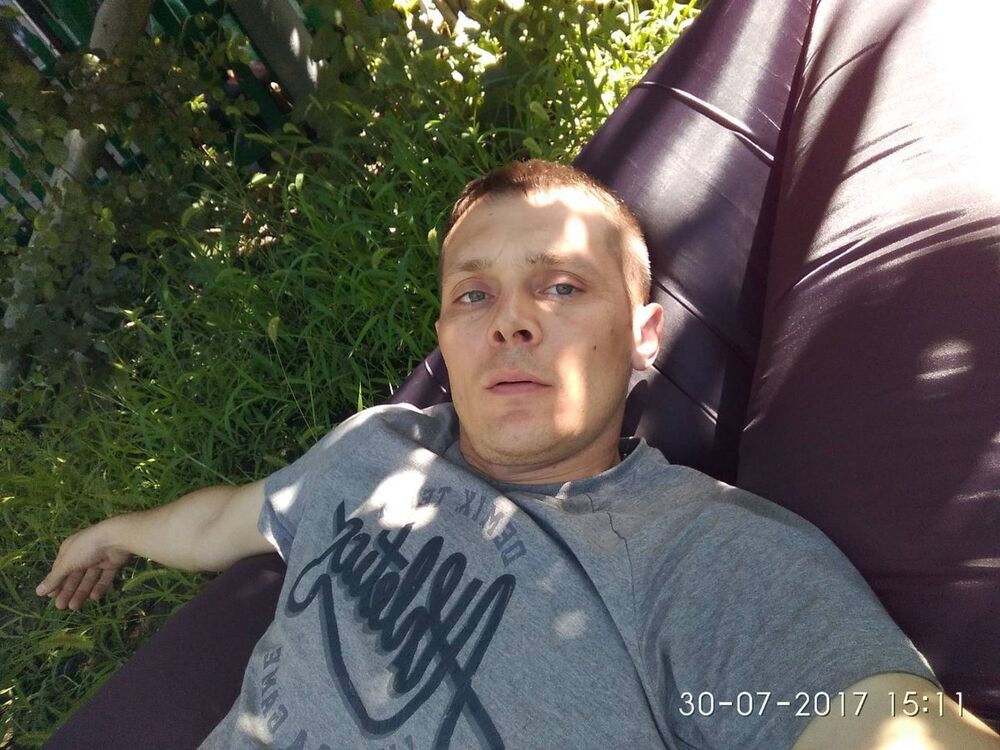  10936401  , 39 ,    -