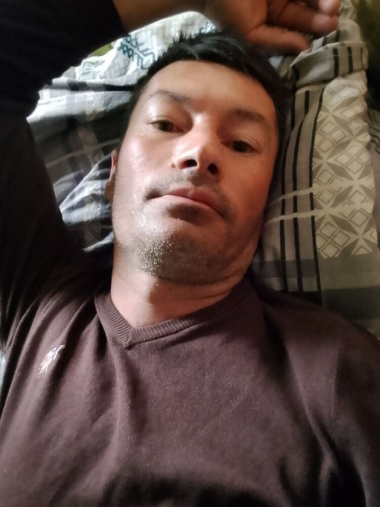  51575611  Aminjon, 41 ,    