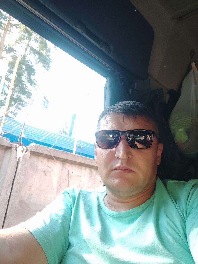  44144071  , 42 ,    