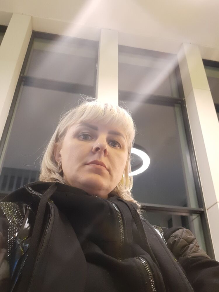  28571691  , 49 ,    