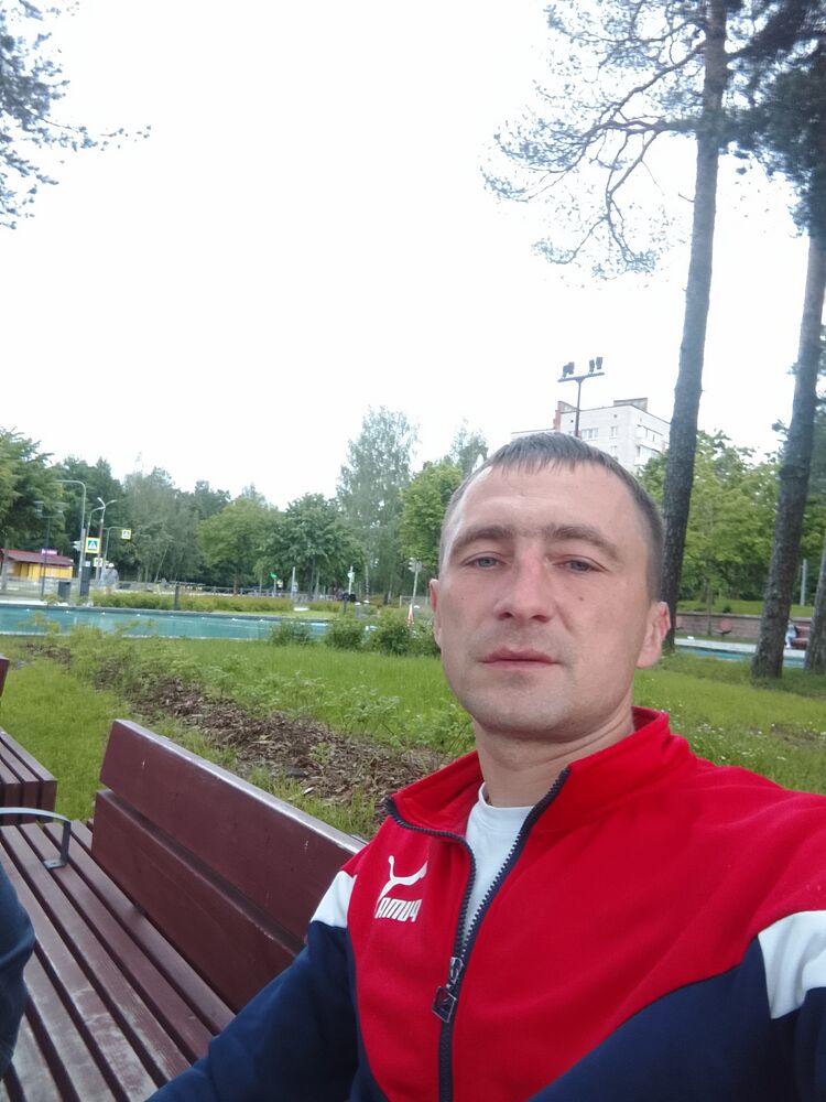  52936261  , 34 ,    