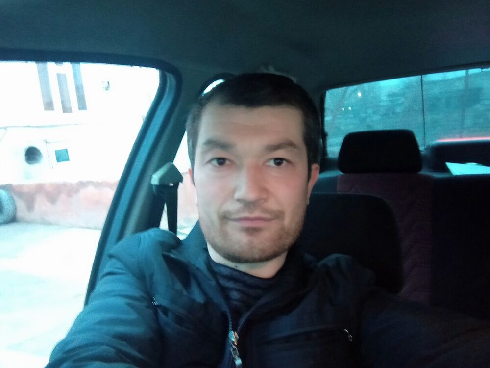  ,   Adik, 36 ,   ,   