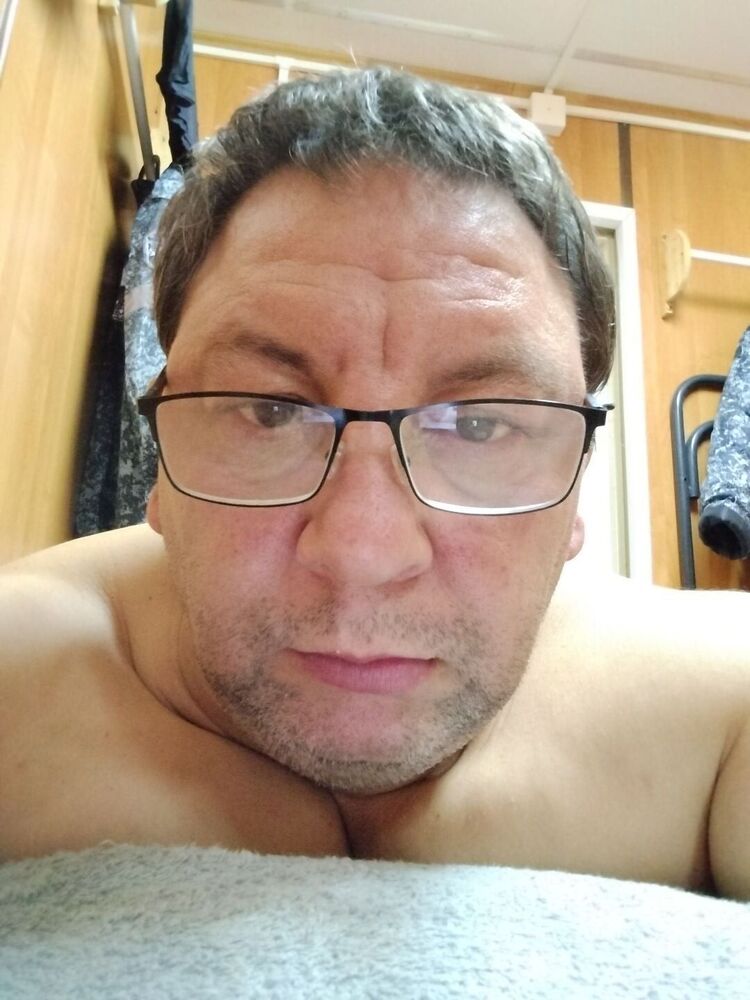  46912621  , 52 ,    