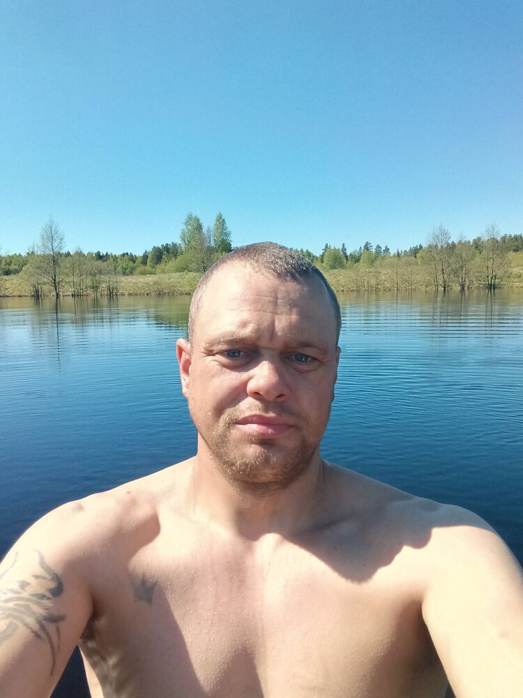  ,   Slava, 38 ,   ,   