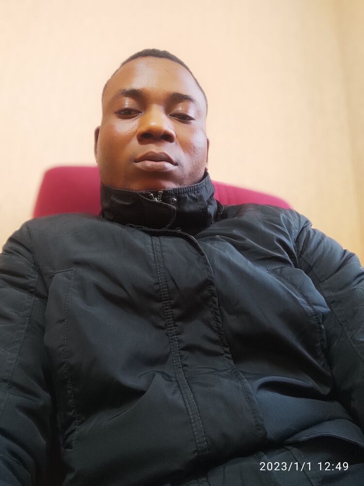 34546471  Tony Ofoke, 32 ,    