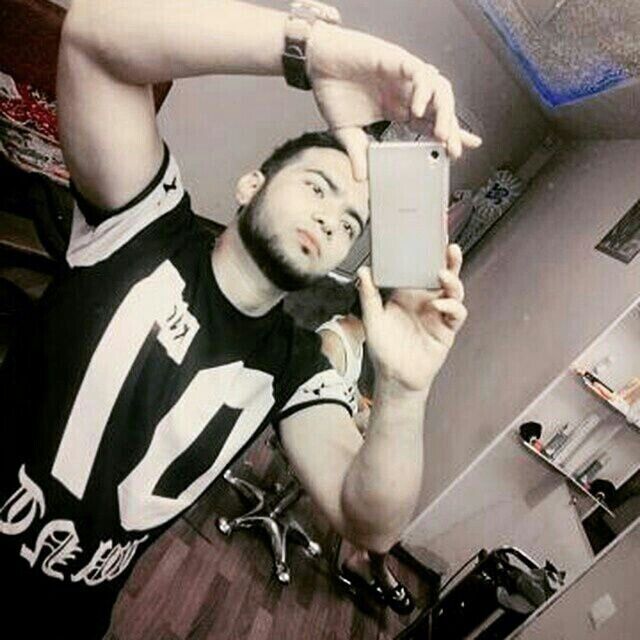  ,   Kamran, 32 ,   ,   