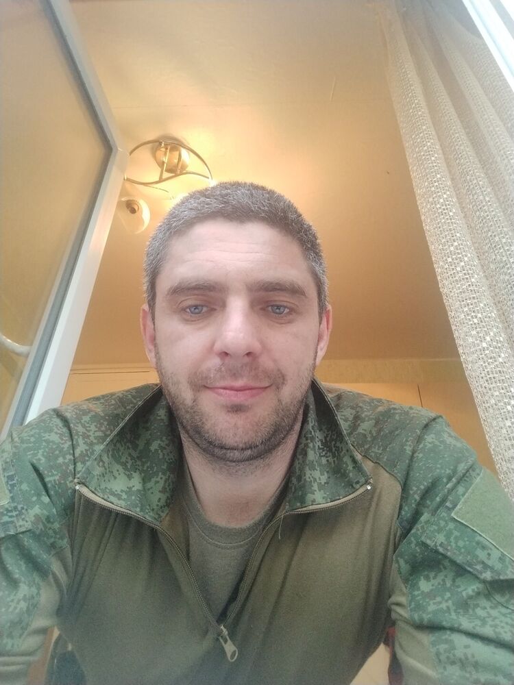  35360321  , 37 ,    --