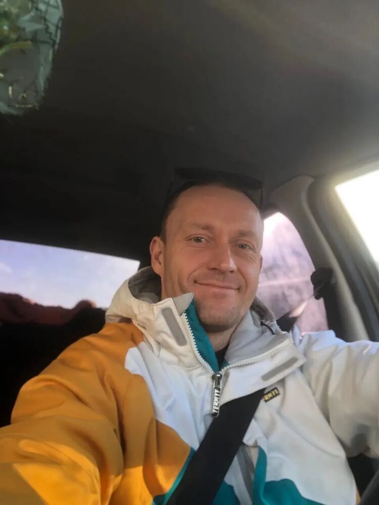  42307471  , 39 ,    