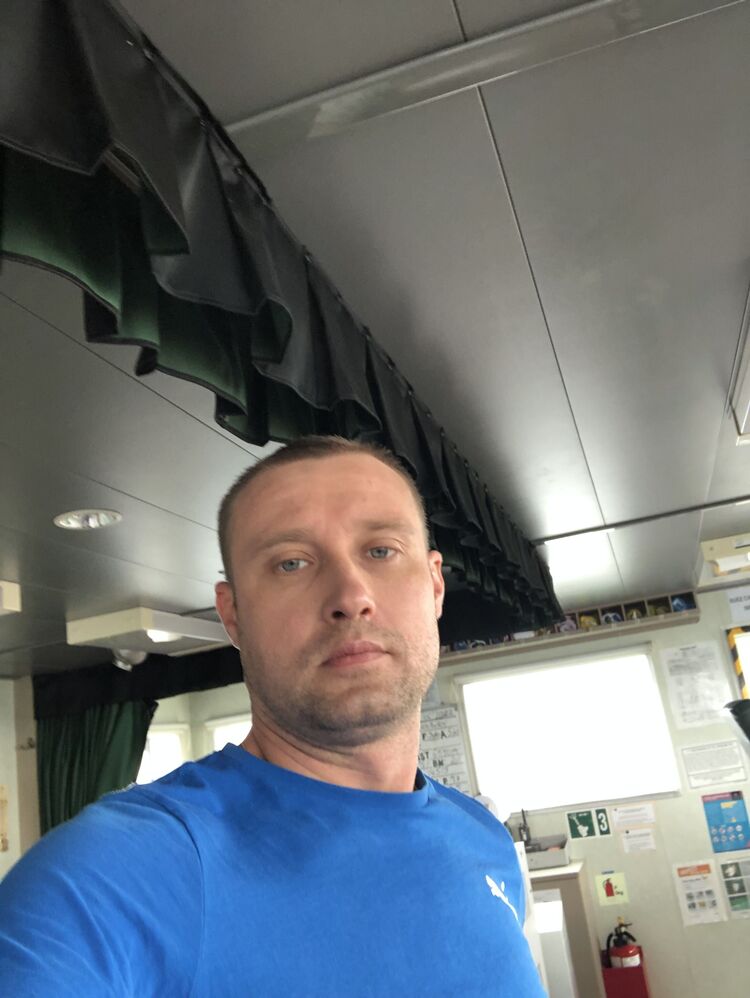  28752141  , 40 ,    
