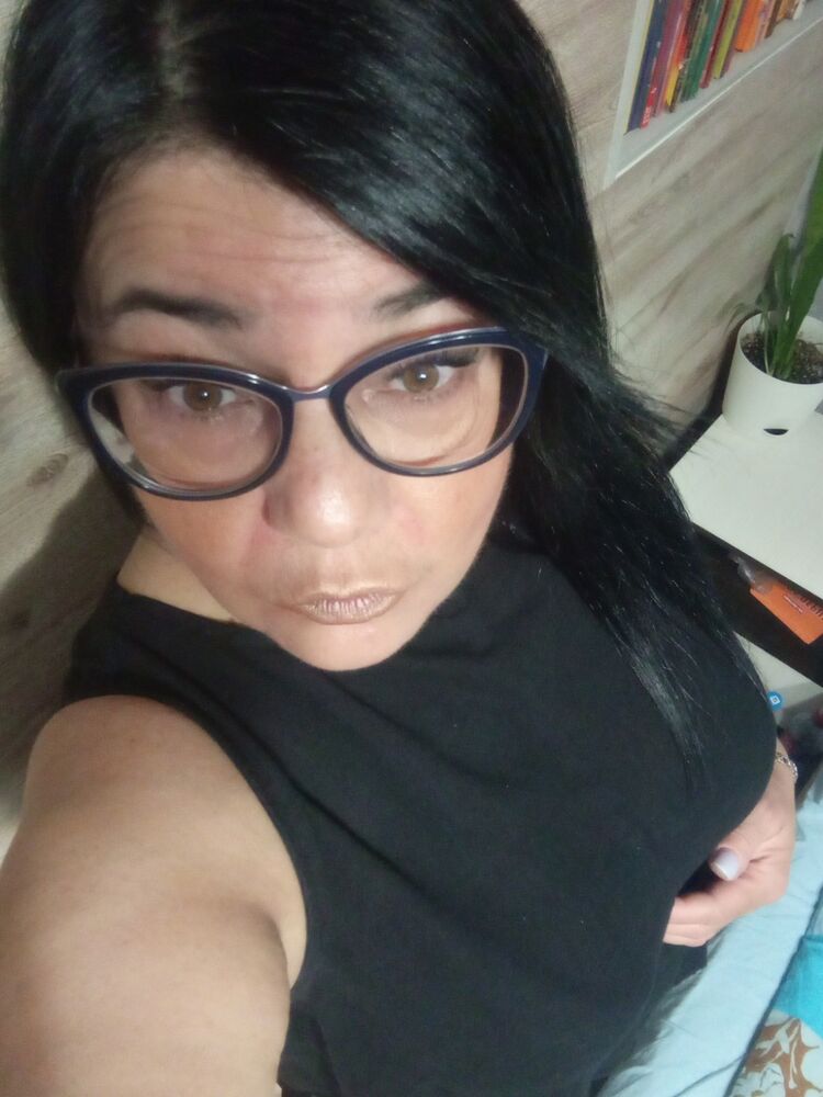  46328581  , 53 ,    