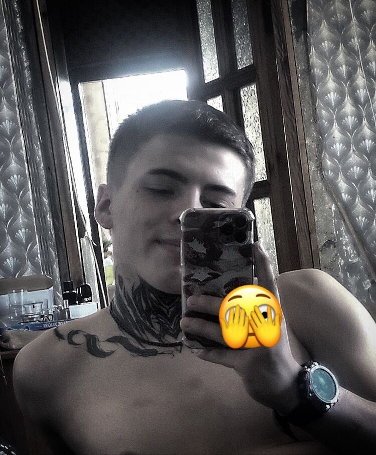  45695331  , 22 ,    
