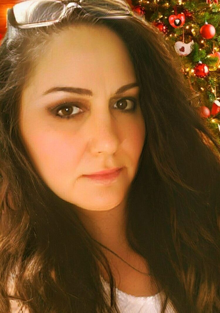  ,   Tamara, 54 ,   ,   