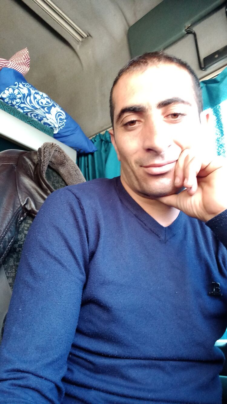  31092131  Vanik, 31 ,    