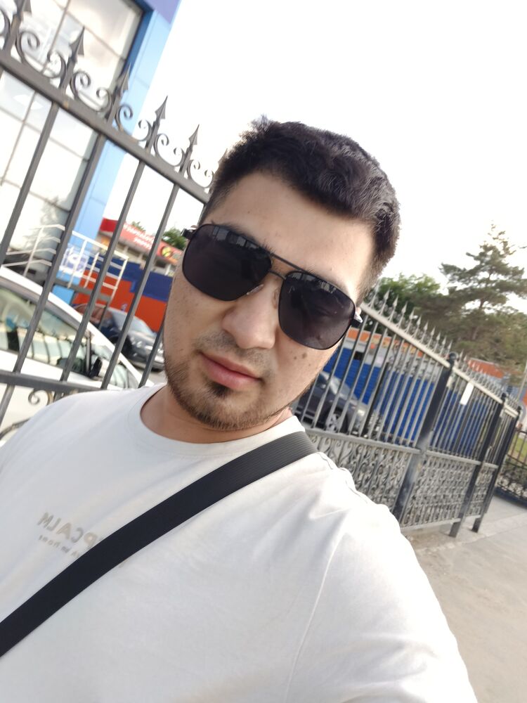  48302231  Azamat, 26 ,    
