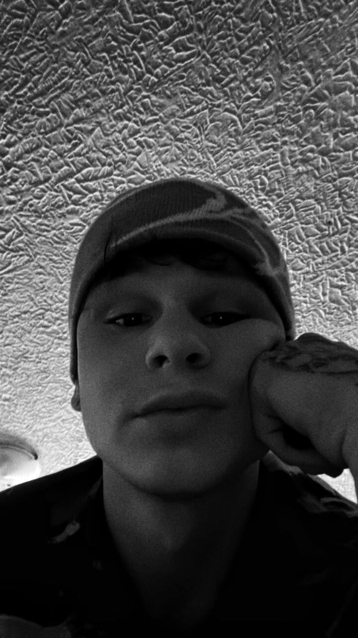  54742291  Myko, 23 ,    