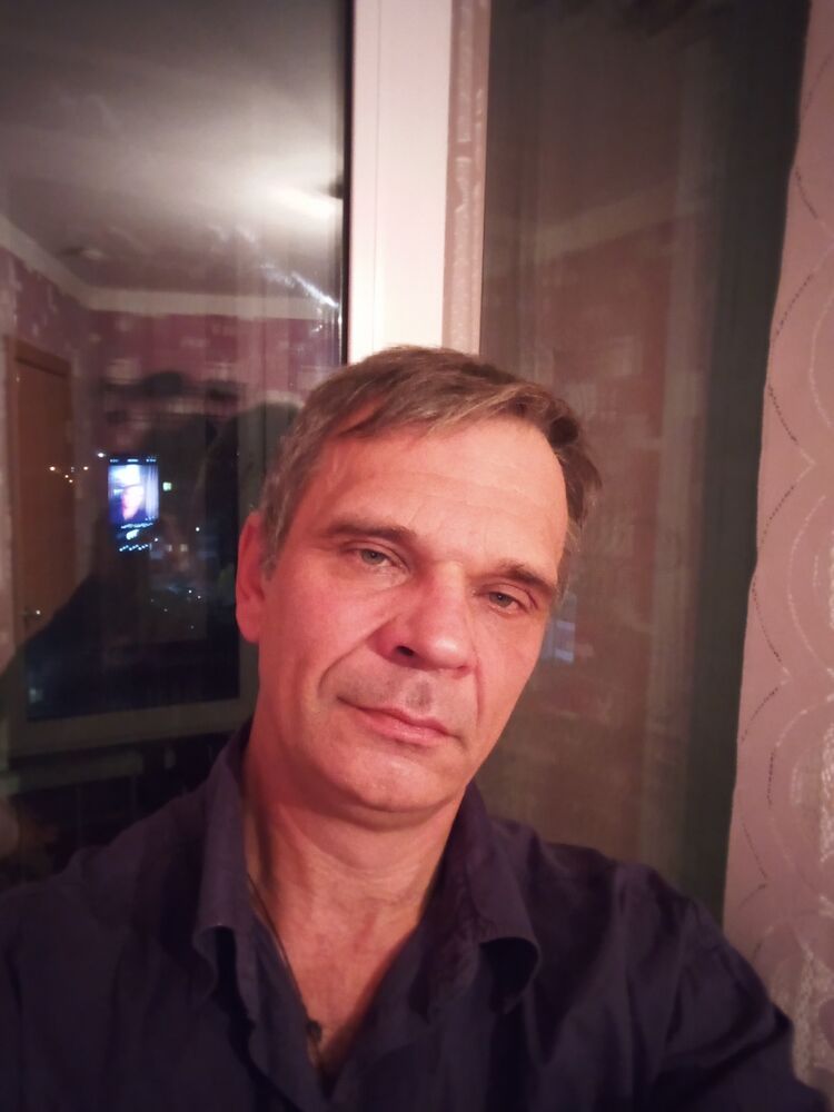  39791141  Vladimir, 48 ,    
