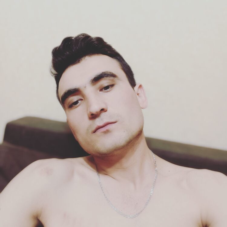  22673681  Asrorbek, 31 ,    