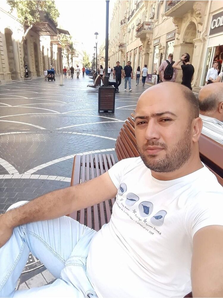  ,   Kamran, 42 ,   ,   , c 