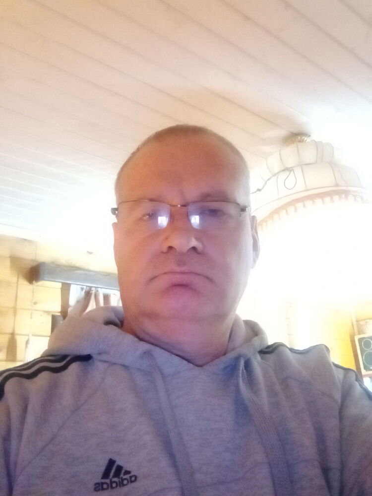  38408671  , 53 ,    