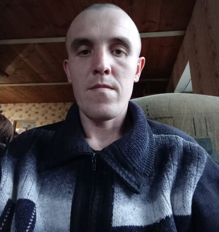  44183571  , 32 ,    