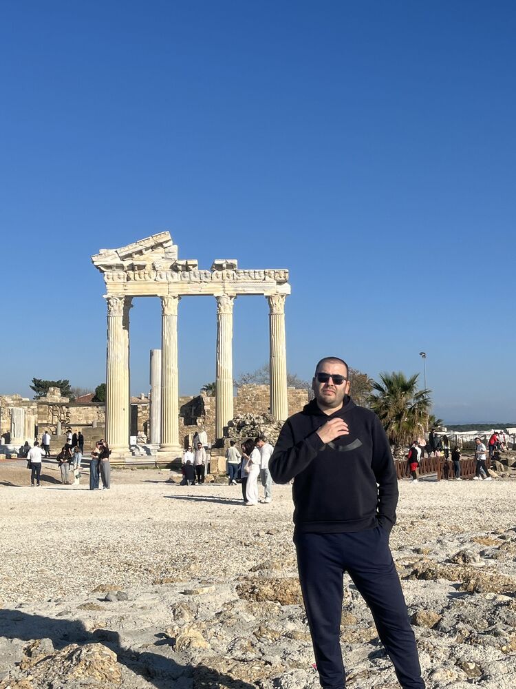  ,   Oguzhan, 30 ,   ,   