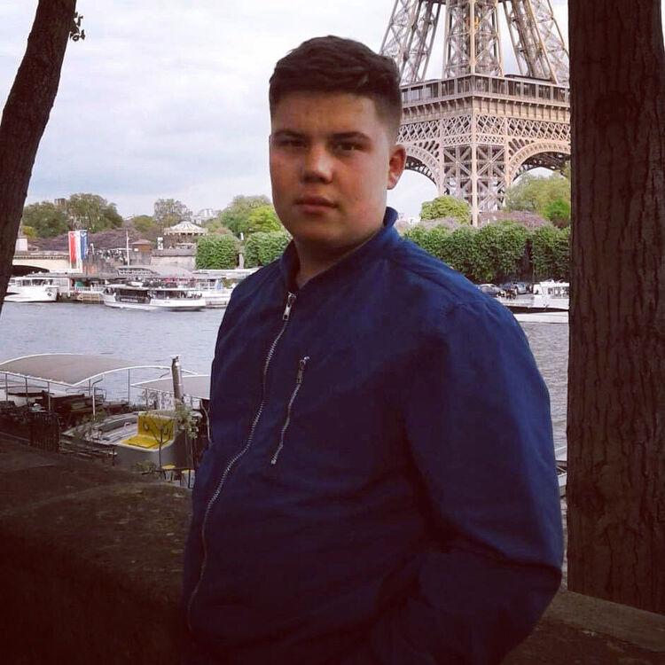  Roland,   Mihai, 24 ,   ,   