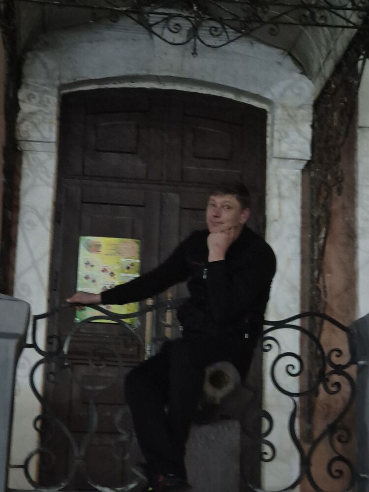  48828081  , 40 ,    --