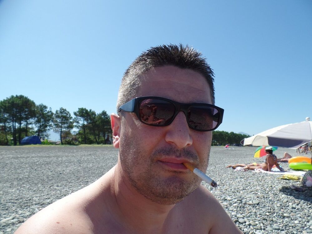  9457621  Xxxxxx, 45 ,    