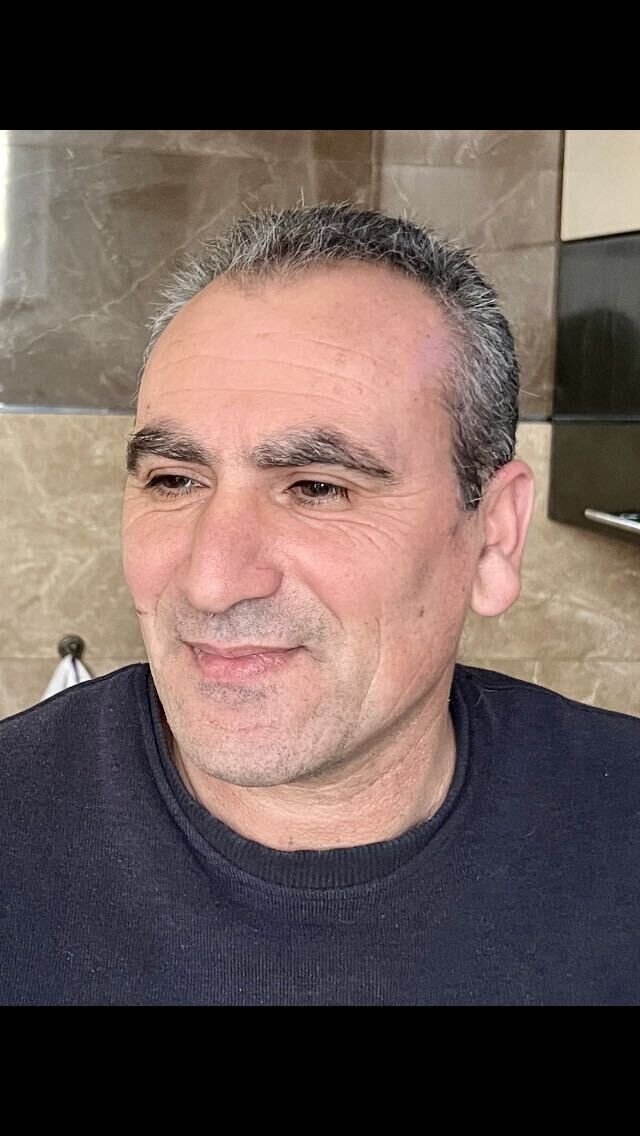  41775001  Vlad, 56 ,    