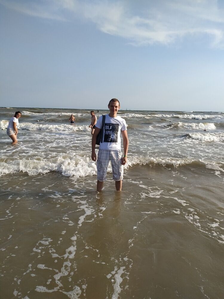  20107241  , 32 ,    