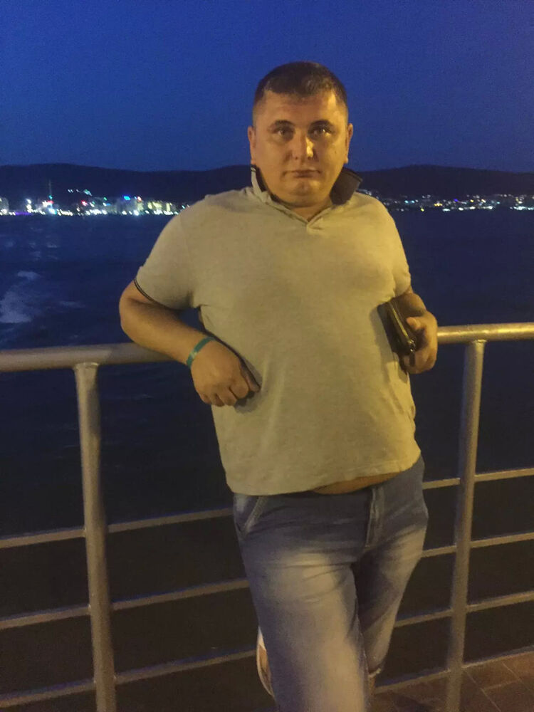  ,   Sergiu, 39 ,     , c 