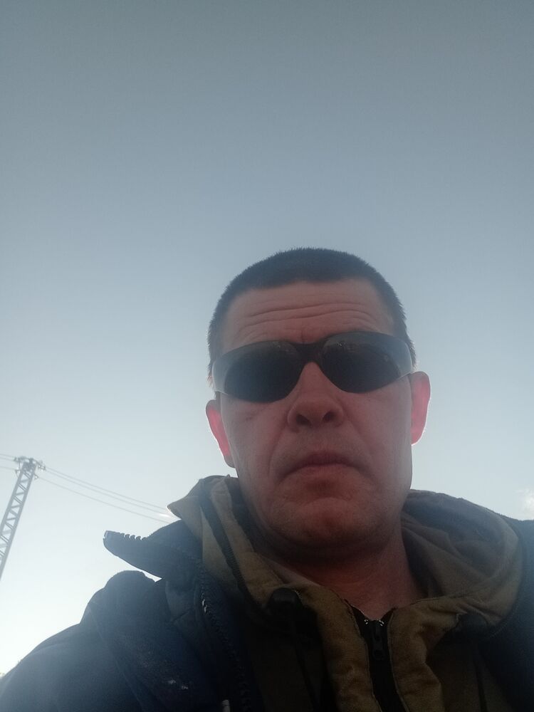  ,   Anatoly, 47 ,   c , 