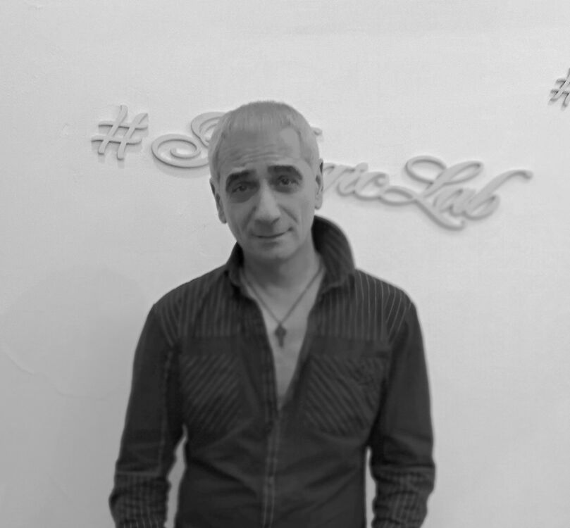  ,   Armo, 54 ,  