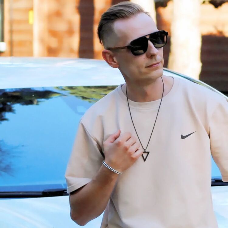 ���� 55506731 ������� ������, 33 ����, ���� ���������� � �������