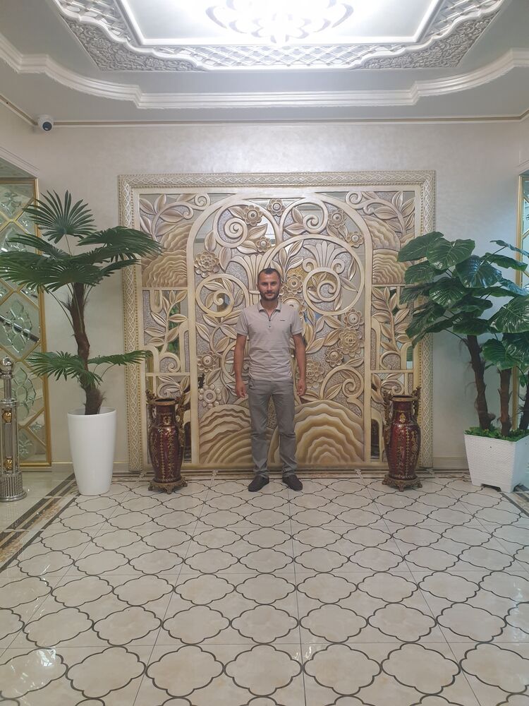  ,   Xasan, 35 ,   ,   