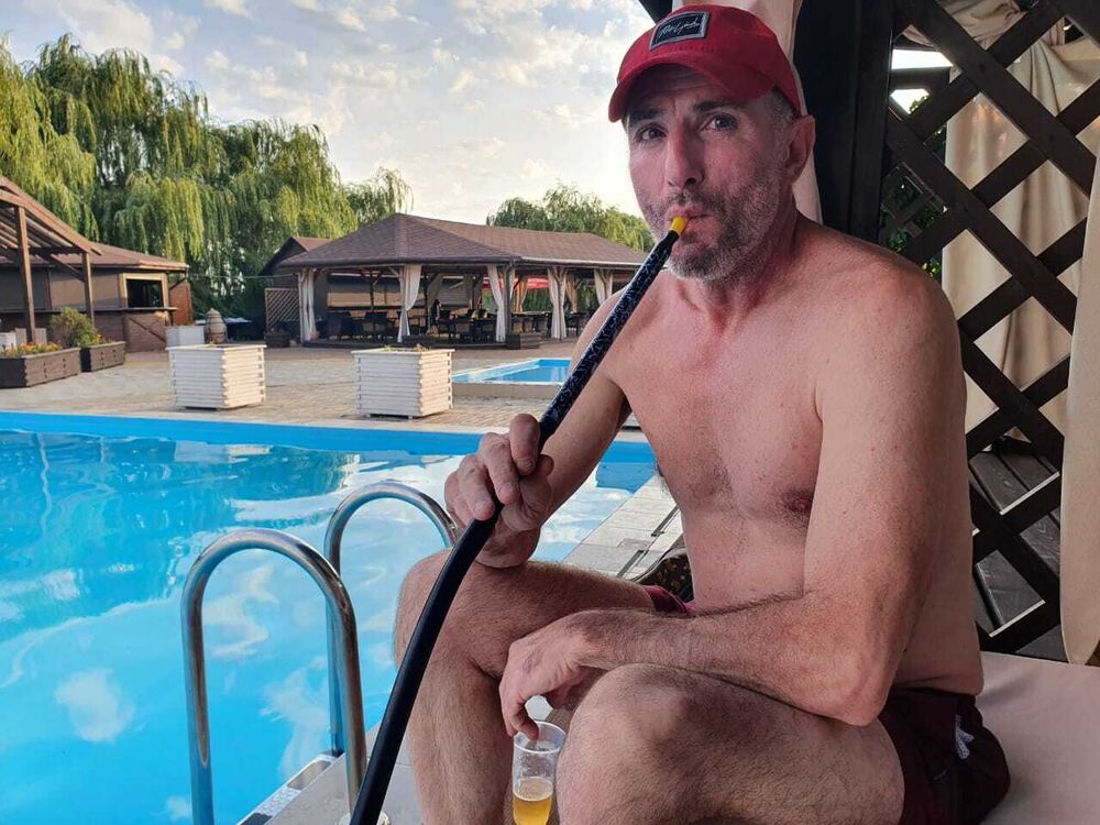  --,   Antoine, 48 ,   ,   