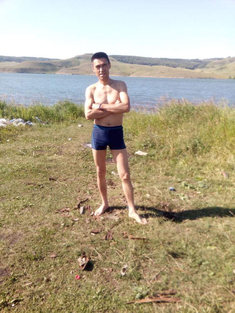  42483081  , 54 ,    