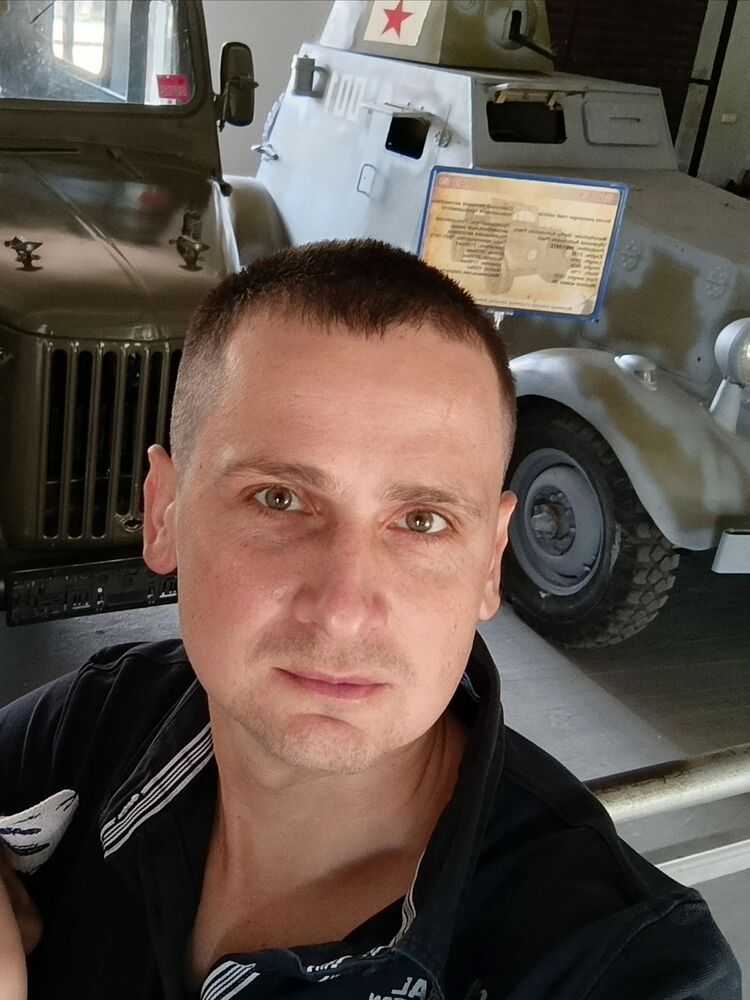  52915321  , 36 ,    