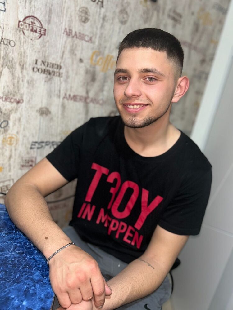  50489701  , 25 ,    Biddeford