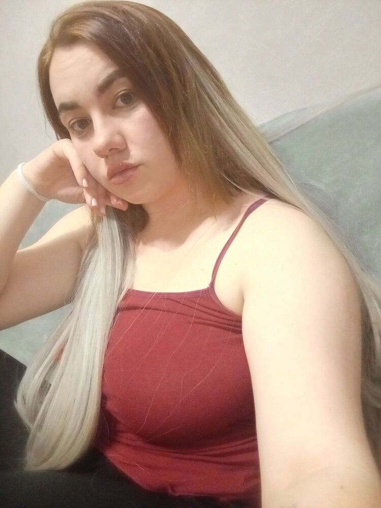  ,   Elena, 24 ,   ,   , c , 