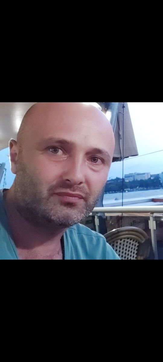  Kadikoy,   Davit, 38 ,   ,   , c 