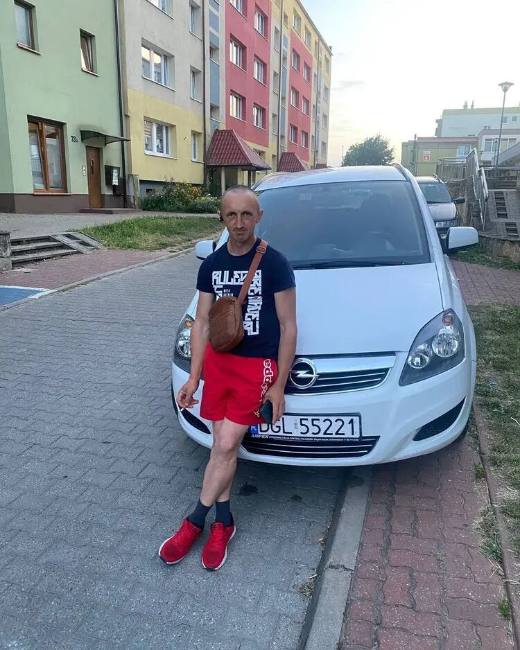  30459961  MYKOLA, 37 ,    