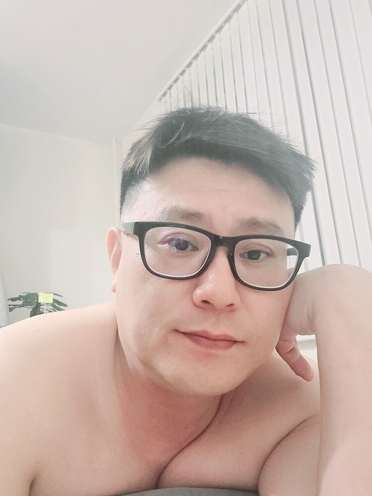  35012861  Im korean, 37 ,     