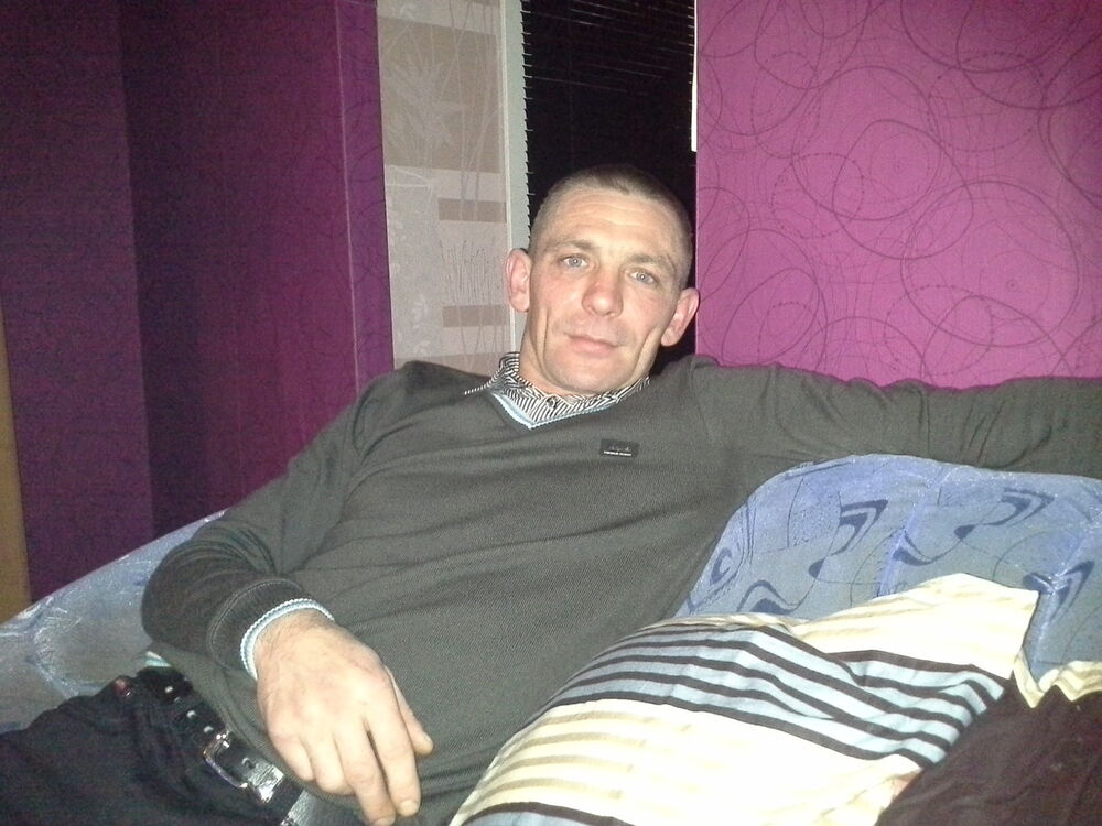  5196321  Sergej, 49 ,    