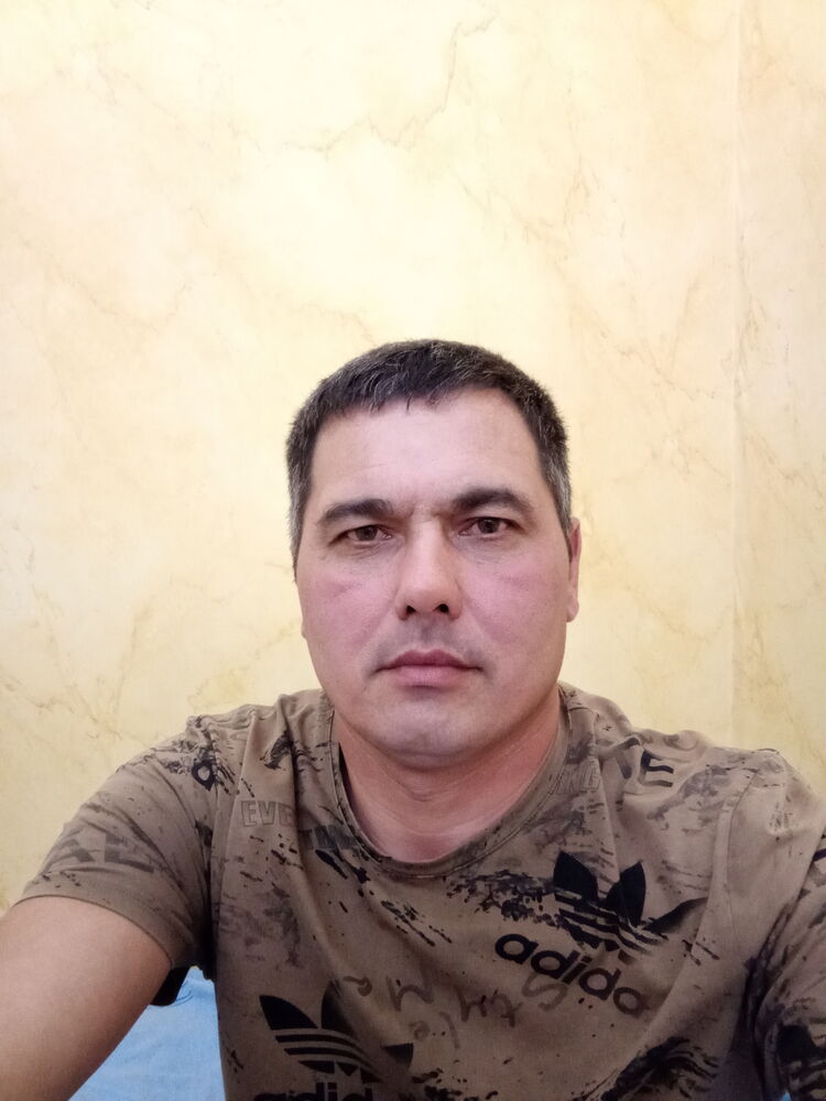  37683771  , 46 ,    