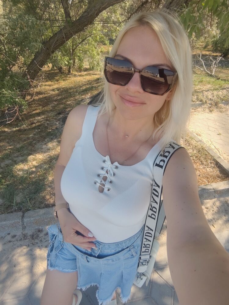  ,   , 33 ,   c 