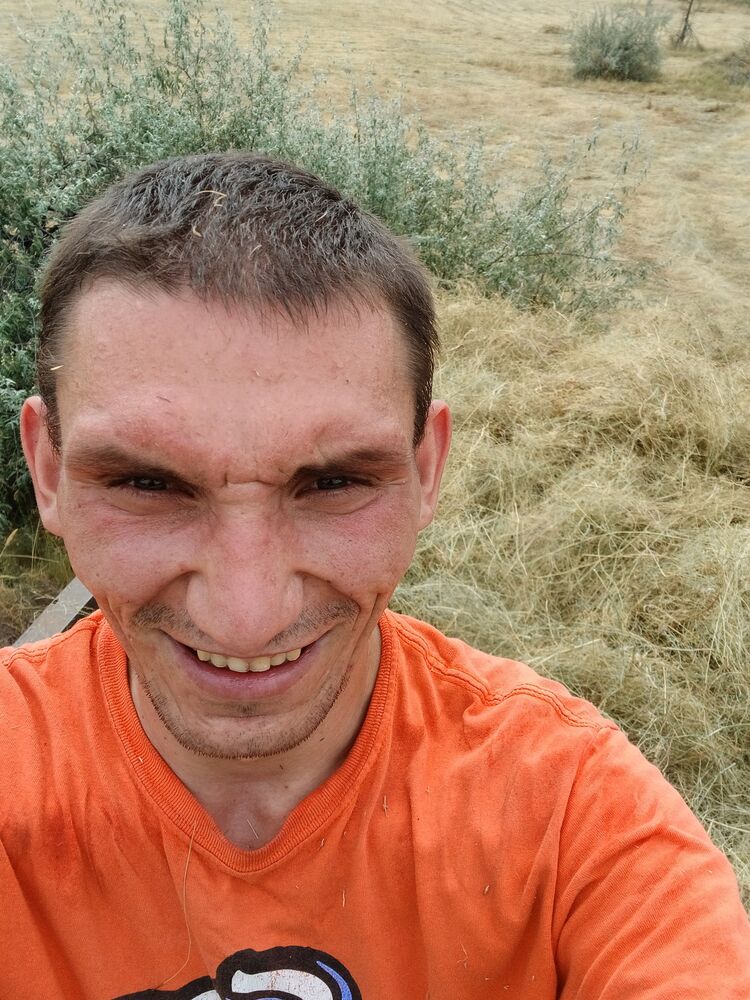  46364411  , 27 ,    