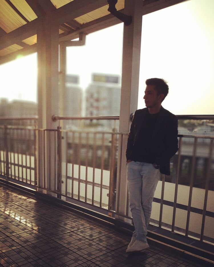  20564521  Chik, 32 ,    