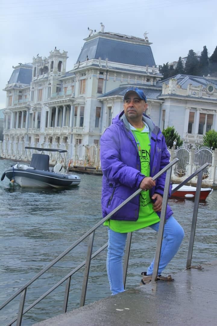  48099061  Peyman, 50 ,    